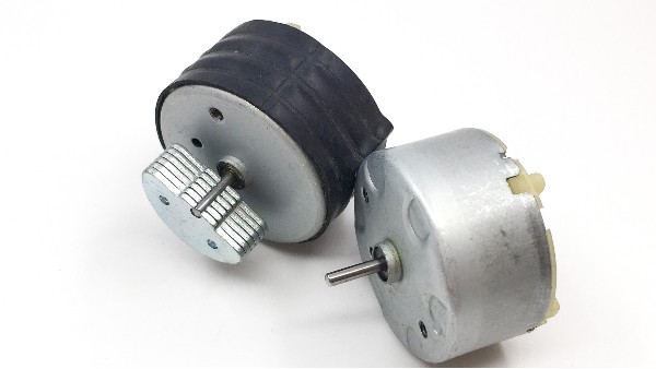 深圳振動電機電機廠家為您揭秘:振動電機冒煙了怎麽辦？